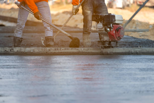 Best Best Concrete Contractor  in Munfordville, KY